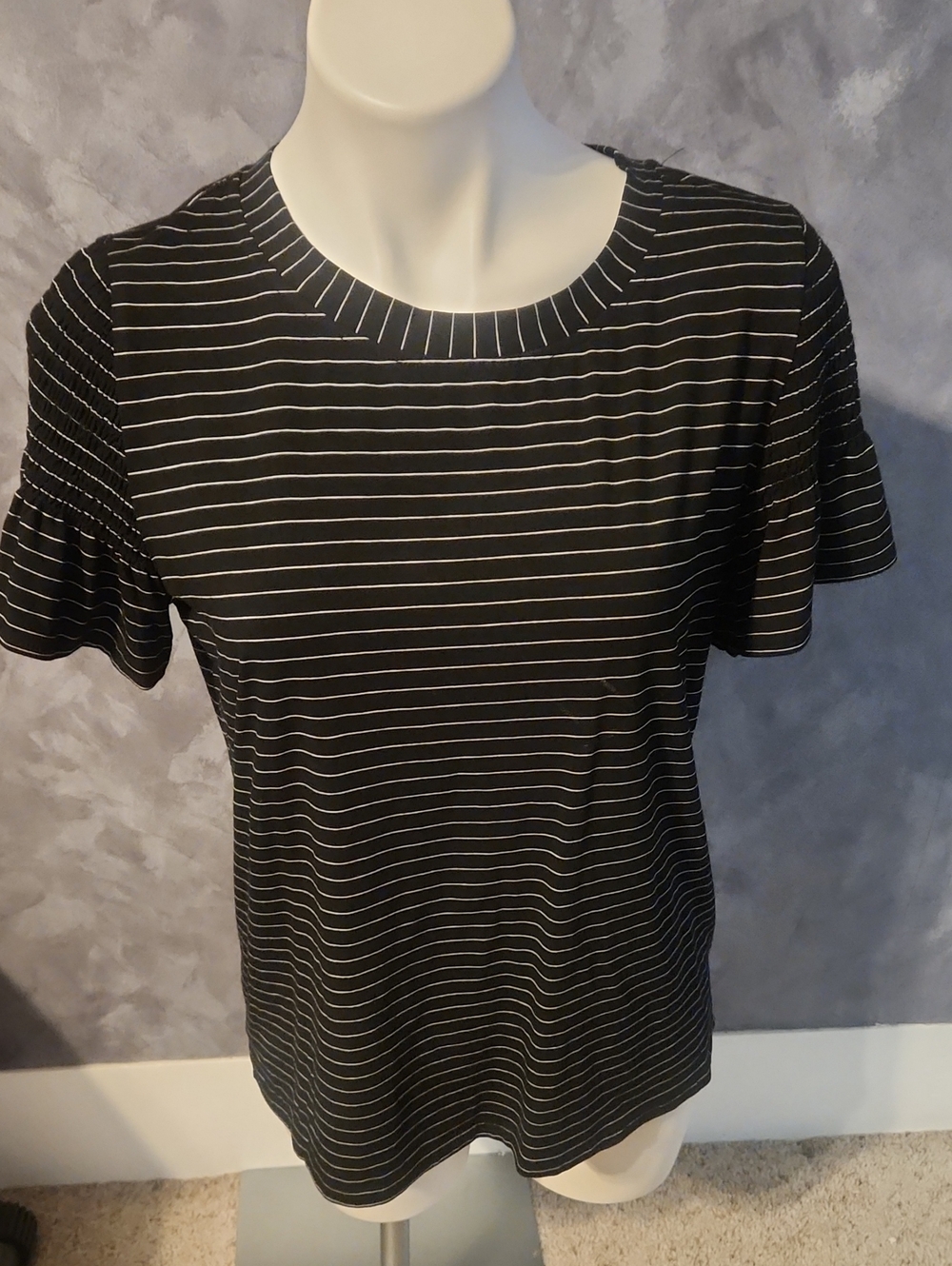 Modern Works Black & White Stripe Blouse Sz Medium
